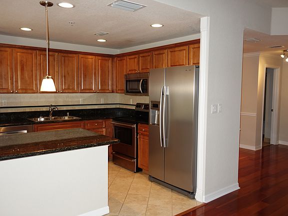 4th image of 5215 Beach Breeze Ct