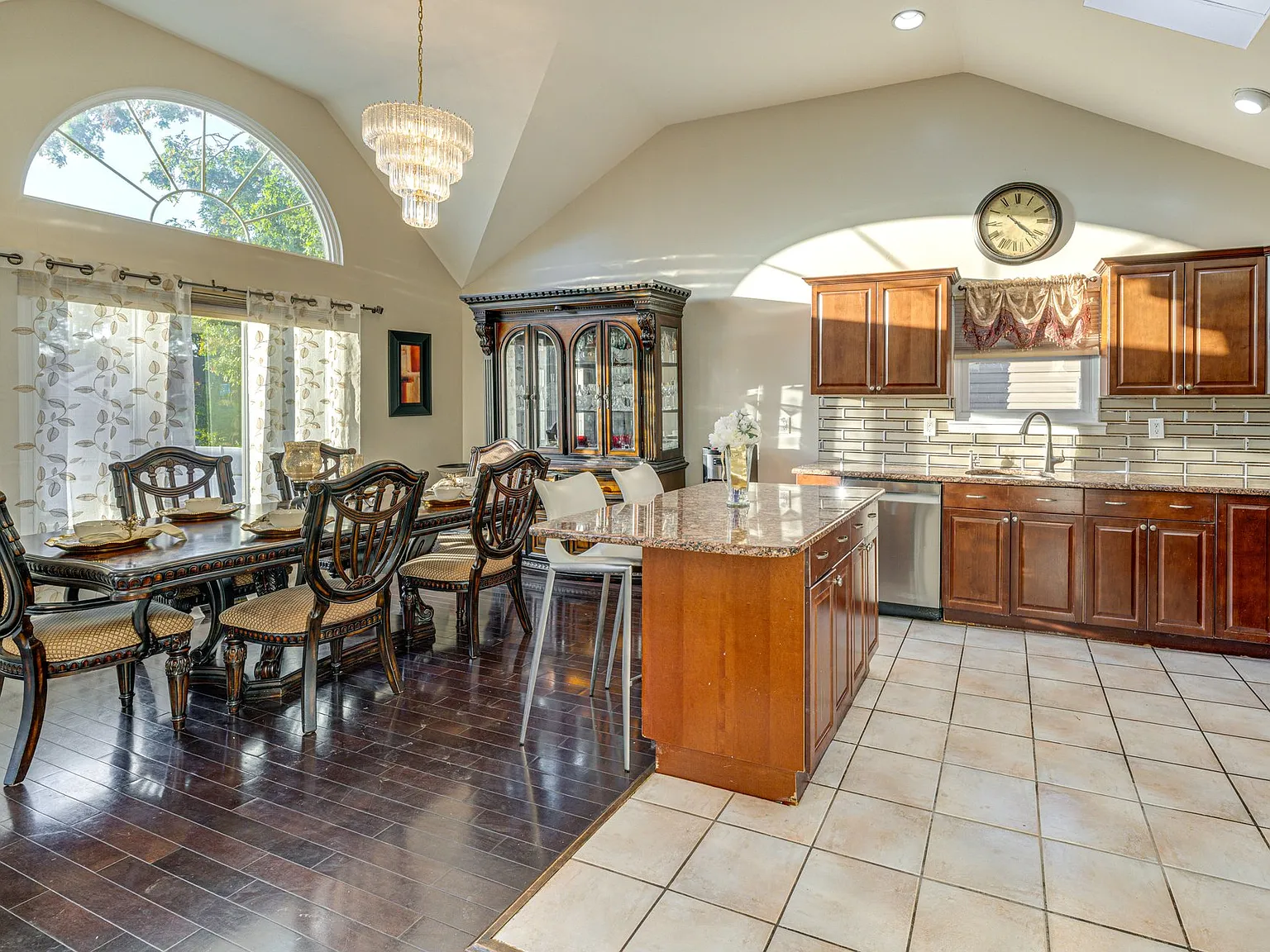 Talmadge Dr, Baldwin — Photo 3