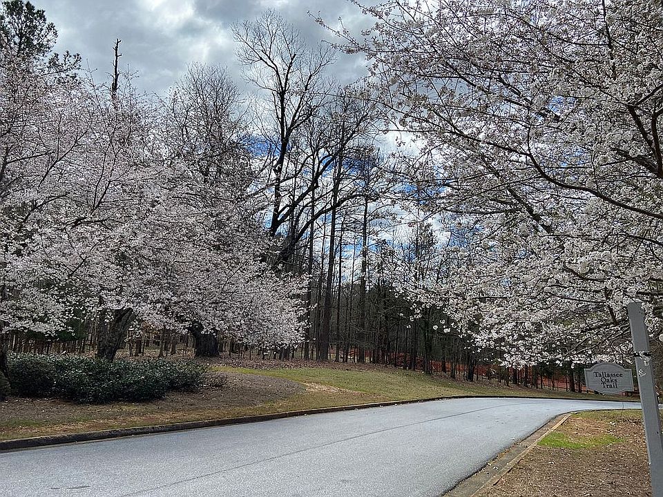 1st image of 115 Tallassee Oaks Trl