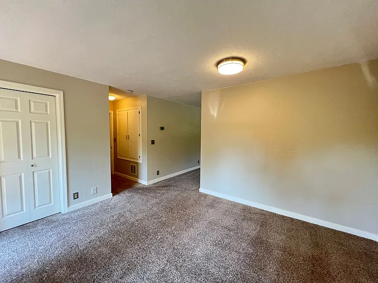 1796 Happy Ln — Photo 21