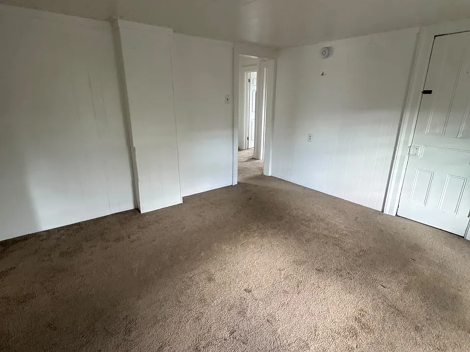 11 Pulver Ave #2