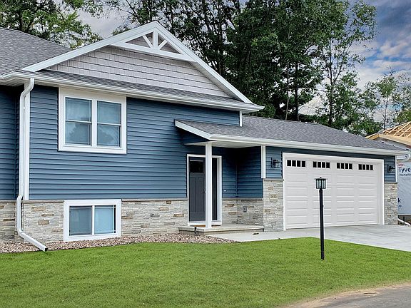 2nd image of 2200 Okray Ave #2848