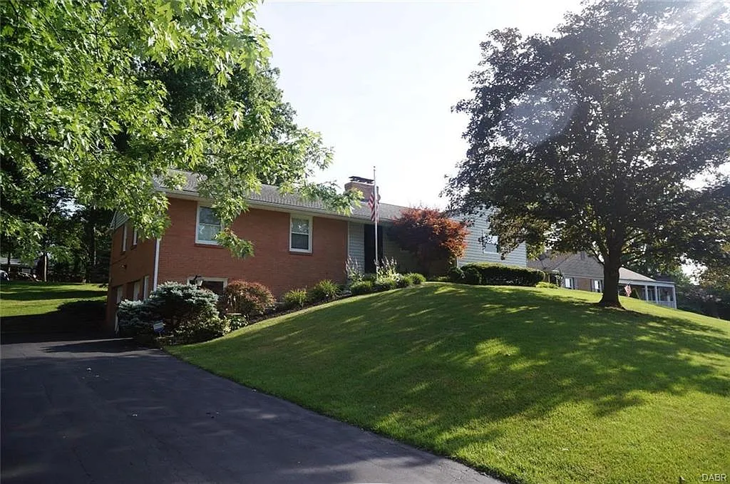 4120 Fisher Ave photo 1