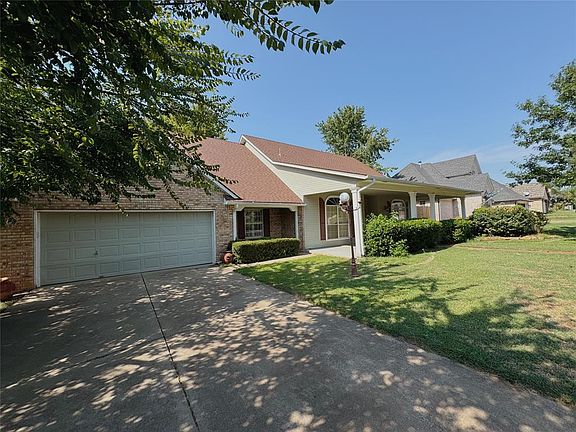 4th image of 2617 Woodhollow Trl