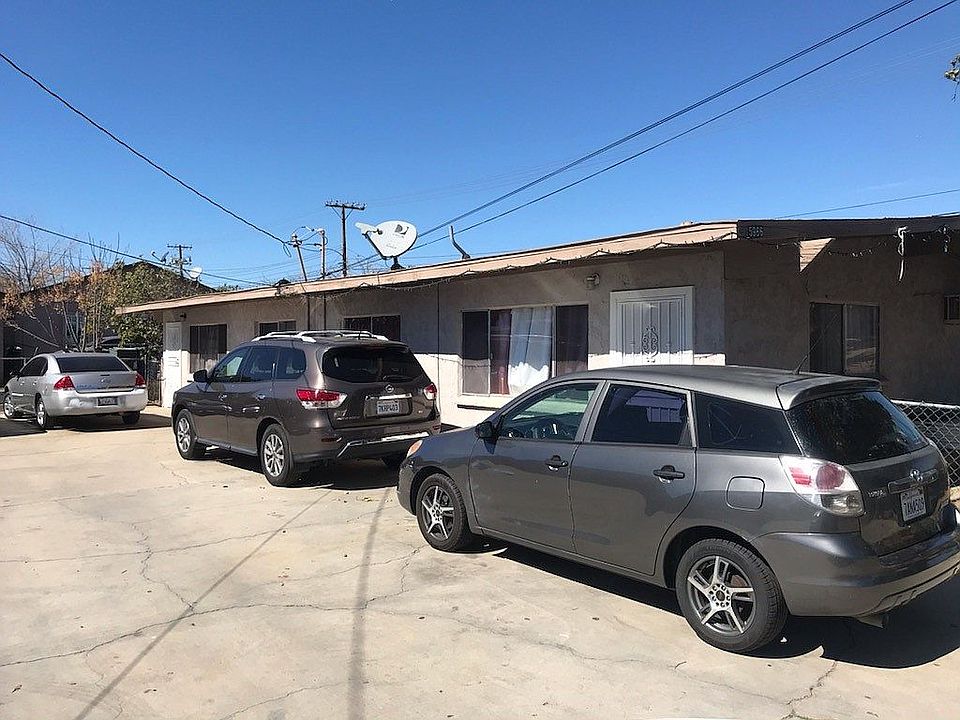 2nd image of 5964 Crest Ave