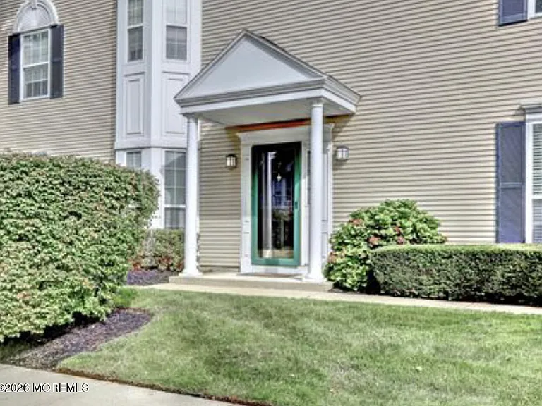 7 Augusta Dr — Photo 3