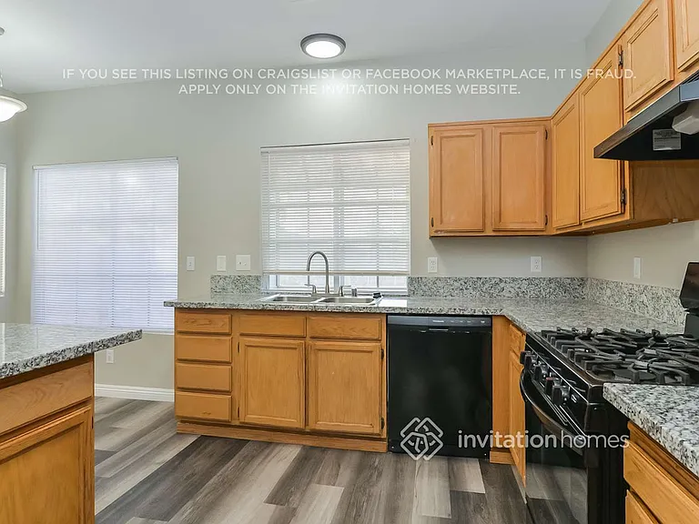 436 Tiger Lily Way — Photo 4