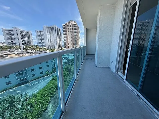 1945 S Ocean Dr #509 — Photo 21