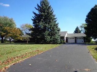 3288 Howell Drennen Rd, Mount Sterling, KY 40353