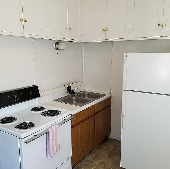 808 W Seerley Blvd — Photo 2