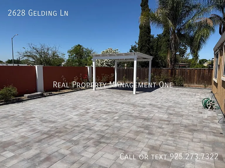 2628 Gelding Ln — Photo 18