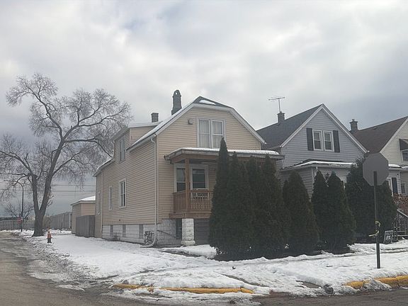 3rd image of 2701 S 58th Ct