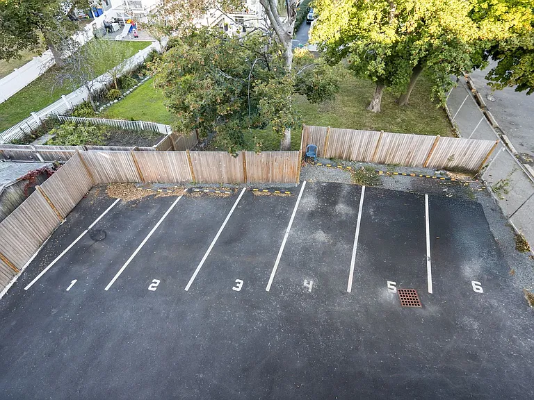 35 Somerset Ave #5A — Photo 21