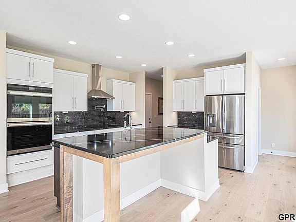 3rd image of 20453 B St