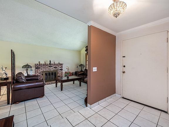 4th image of 7942 Laramie Ave