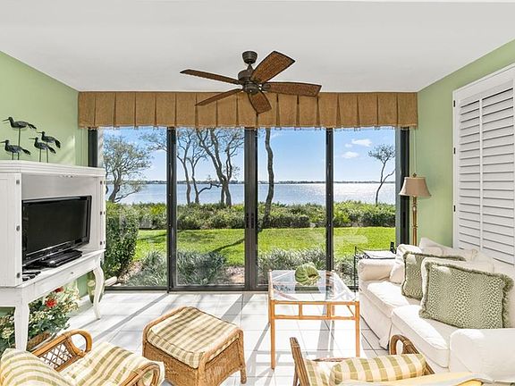5th image of 2558 NW Seagrass Dr #5B