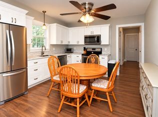 46 Litchfield Ave, Dracut, MA 01826