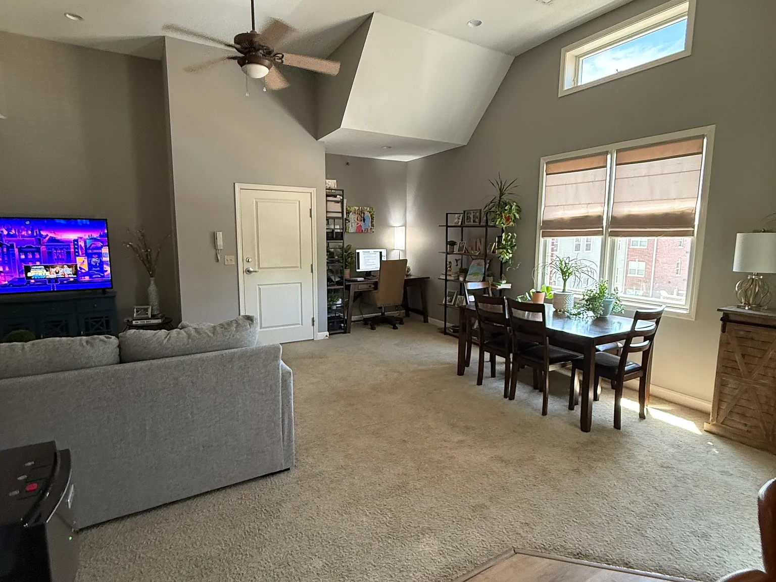 3 bed, 1490 sqft, $1,600 — Photo 4