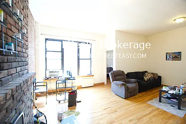 Rented by Street Realty Brokerage LLC