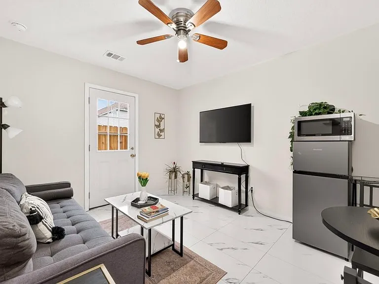 15811 Natchez Brook Ln #B — Photo 10
