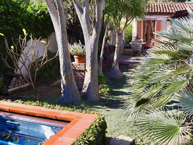 322 E Canon Perdido St — Photo 10