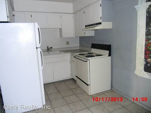2nd image of 605 Royal Crest Cir #8