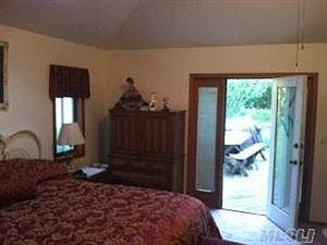 4th image of 67 Henearly Dr