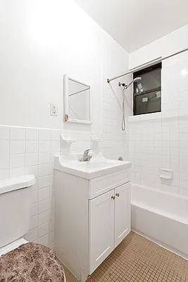 Sold by Compass | media 17