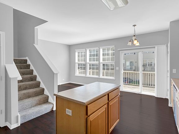 5th image of 763 Thornbury Ct #102-3