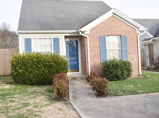 523 Southwind Dr, Hopkinsville, KY 42240
