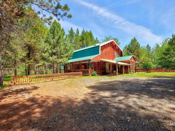 42 Red Fox Ct, Cascade, ID 83611