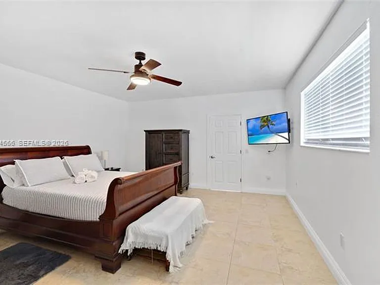 2834 SW 33rd Ave — Photo 17