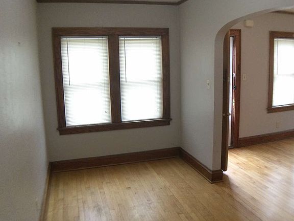 4th image of 1301 Madison Ave Unit 1