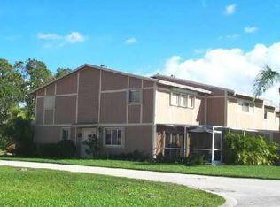 65 Maplecrest Cir, Jupiter, FL 33458