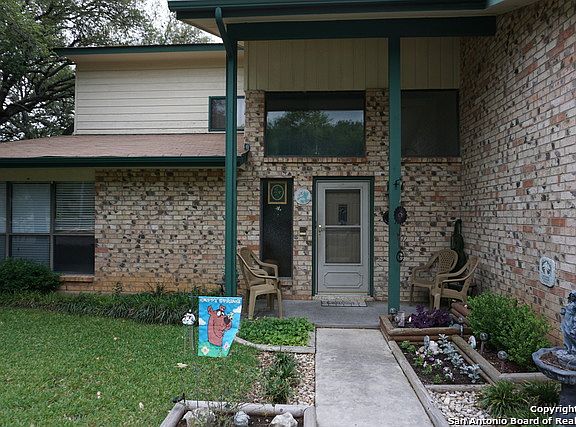 2nd image of 7802 Mary Carolyn St
