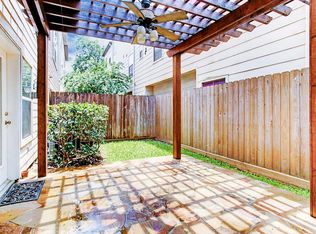 5919 Schuler St, Houston, TX 77007