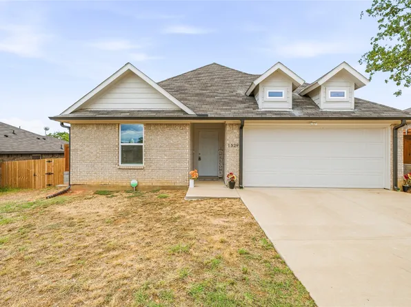 1529 Jacqueline Ln, Graham, TX 76450