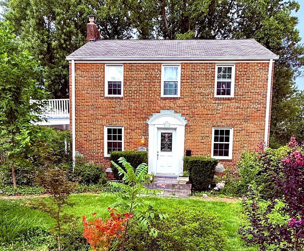 4 bed, 2160 sqft, $3,450 — Photo 1