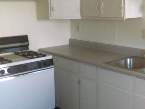 4th image of 4008 W Westview Blvd