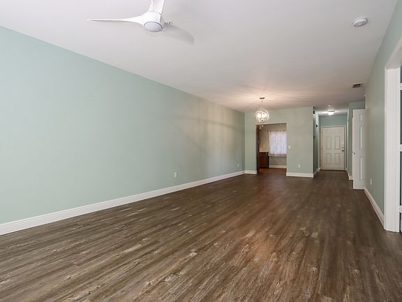 4th image of 14801 Park Lake Dr APT 101