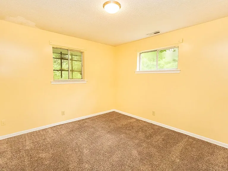 3884 Youngstown Rd #3884 — Photo 10