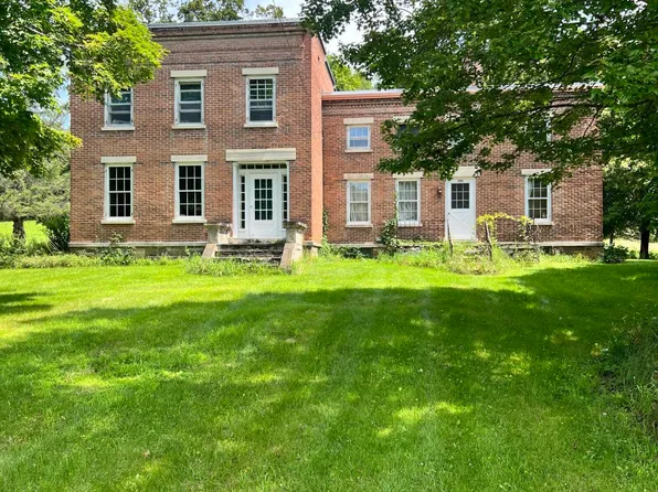 526 County Route 62, Cambridge, NY 12816