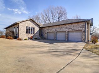 1117 Melody Hls, Fulton, IL 61252