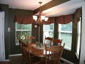 4th image of 943 Grandstone Ct