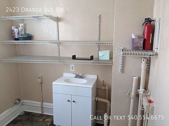 5th image of 2423 Orange Ave NW