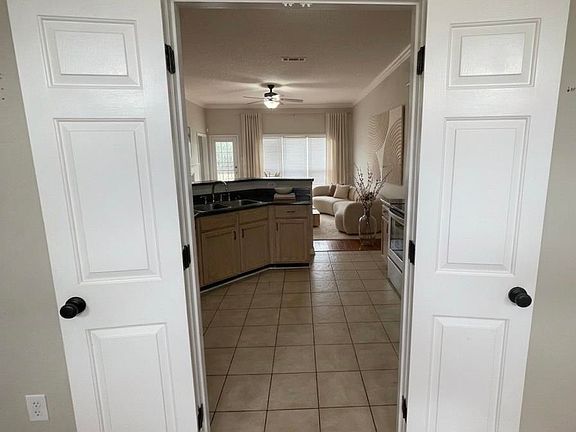 4th image of 8784 Overcup Oaks Dr