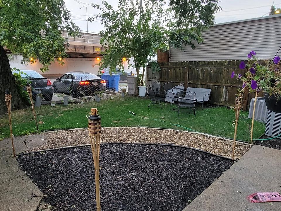 Community Yard