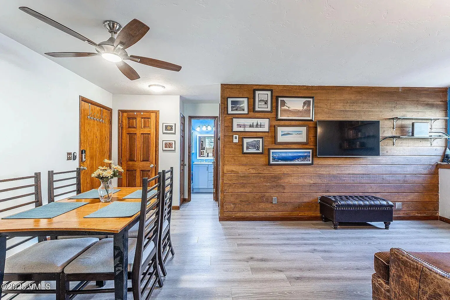 2 bed, 701 sqft, $1,200 — Photo 3