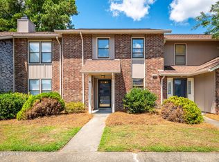 1866 Quail Ridge Rd APT I, Greenville, NC 27858