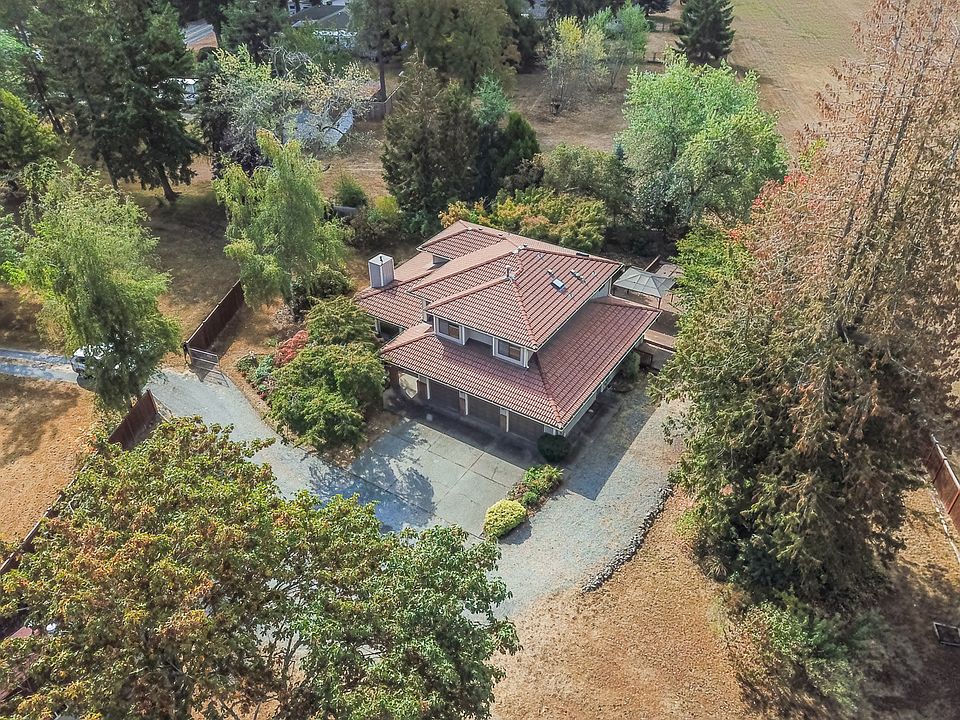 1st image of 2606 94th Ave E